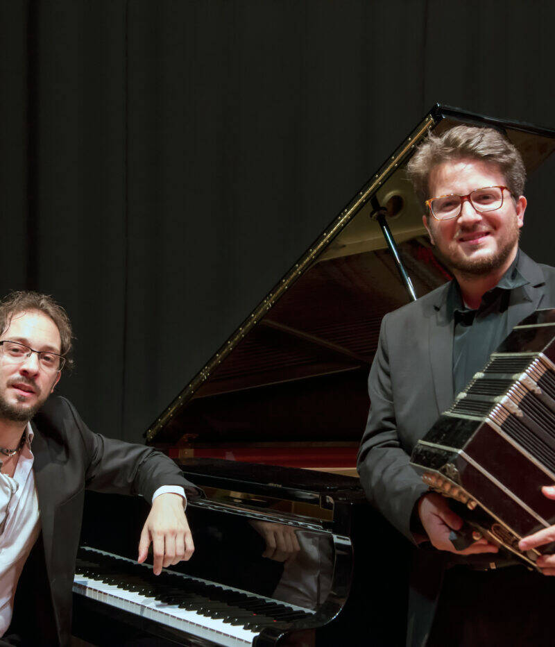 Immagine: Foto-Tango-Sonos-Antonio-e-Nicola-Ippolito-800x932